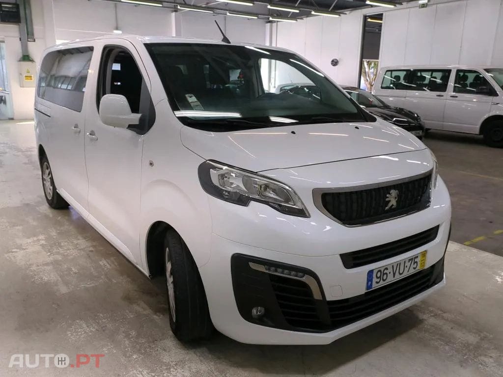 Peugeot Traveller 1.5 BlueHDi L2H1 Business Standard
