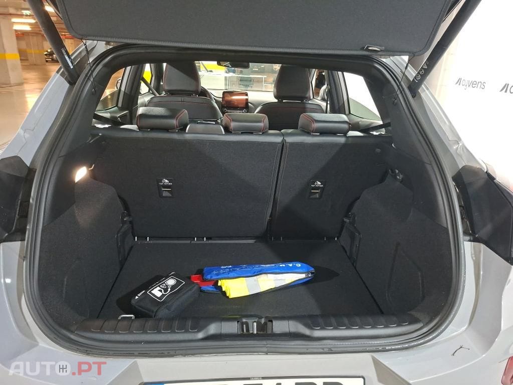 Ford Puma 1.0 EcoBoost MHEV ST-Line X