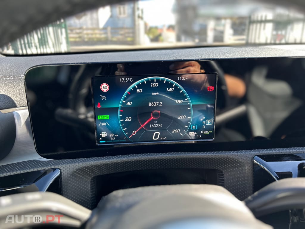 Mercedes-Benz A 250 e AMG Line