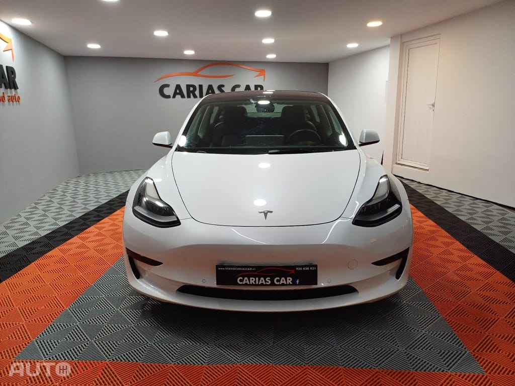 Tesla Model 3 Standard Range Plus RWD