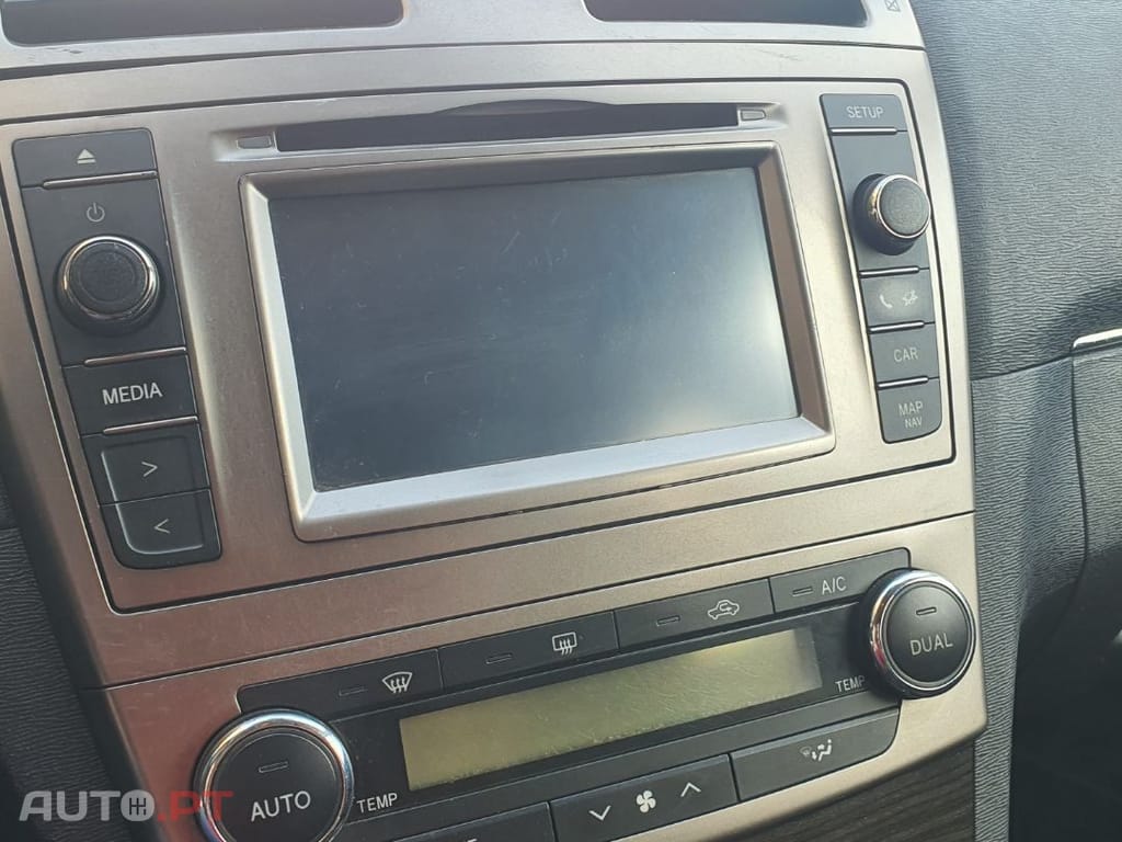 Toyota Avensis SD 2.0 D-4D Exclusive