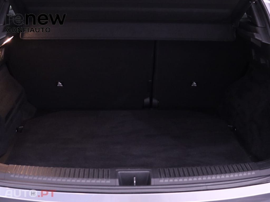 Renault Austral 1.3 Mild Hybrid Iconic Auto — fotografia 14