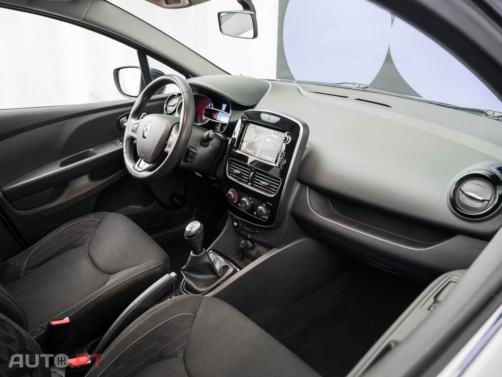 Renault Clio Sport Tourer 0.9 TCe Limited