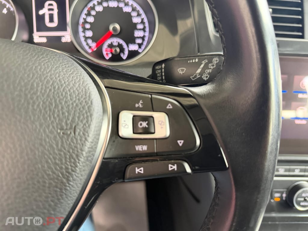 Volkswagen Golf 1.6 TDi Confortline