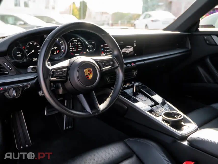 Porsche 911 Carrera PDK
