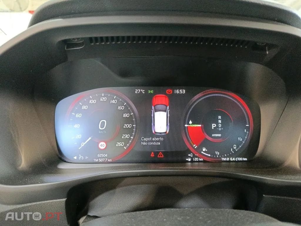 Volvo XC40 1.5 T5 PHEV Momentum