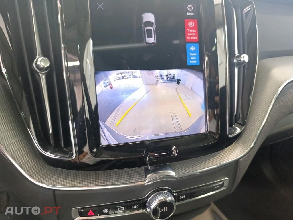 Volvo XC60 2.0 T6 PHEV Core