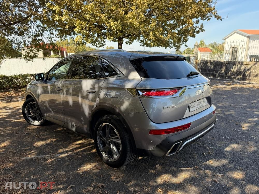 DS DS7 Crossback E-Tense Performance Line EAT8