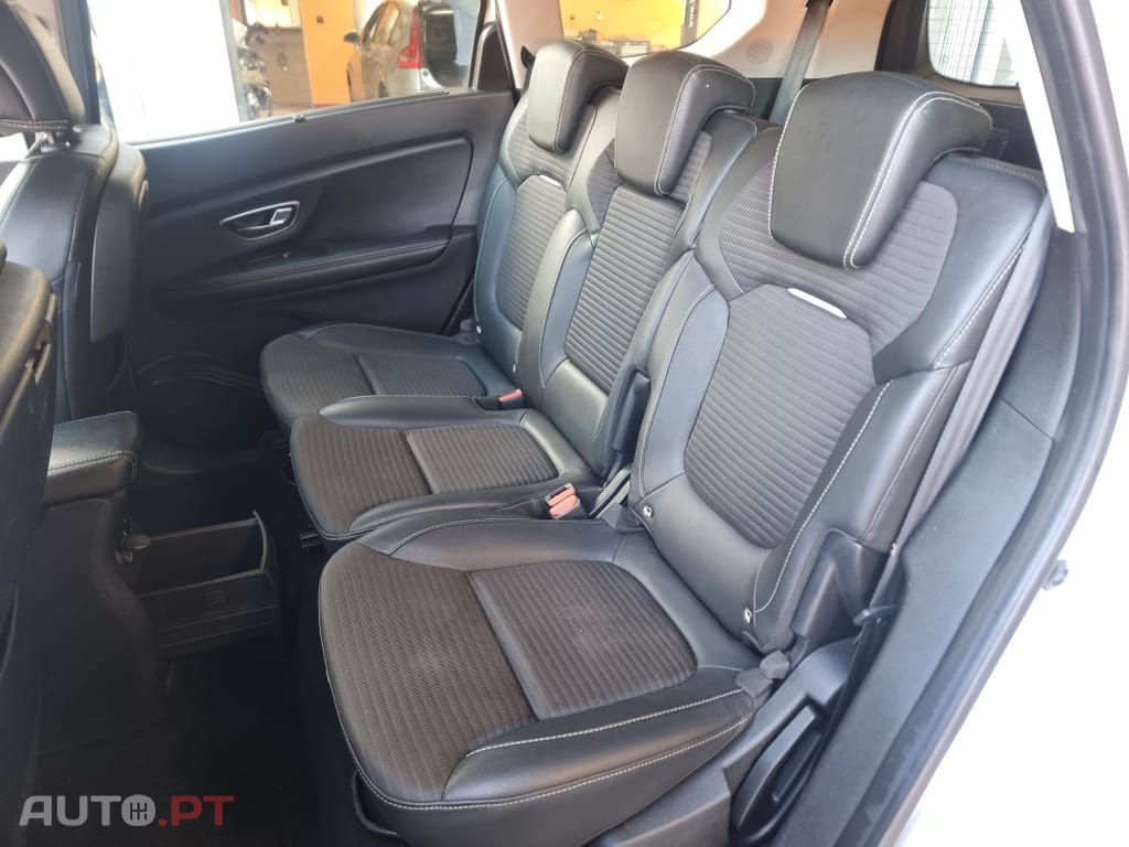 Renault Grand Scénic 1.2 TCE Sports