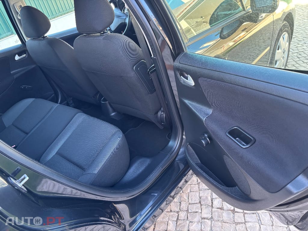 Peugeot 207 Premium