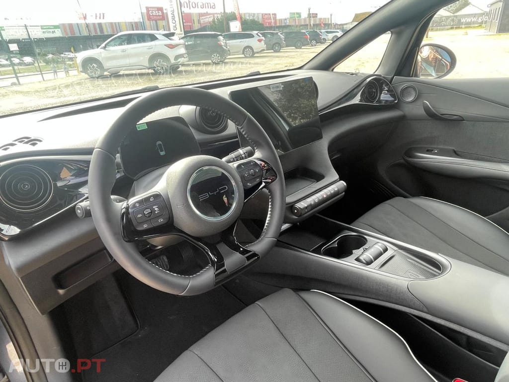 BYD Dolphin 60.4 kWh Design