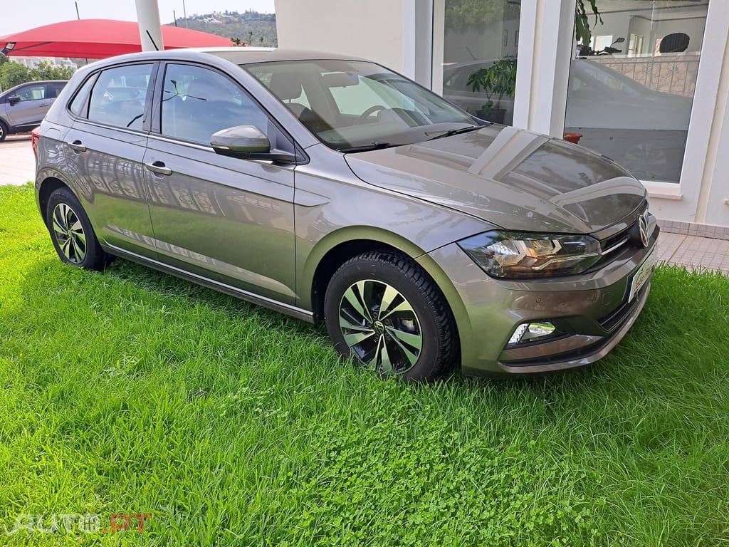 Volkswagen Polo 1.0 TSI CONFORTLINE