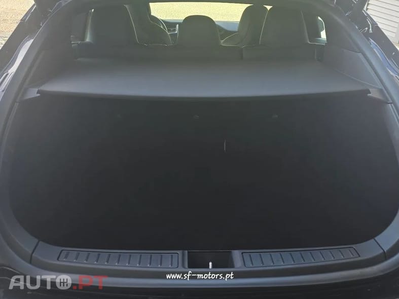 Tesla Model S 75D AWD