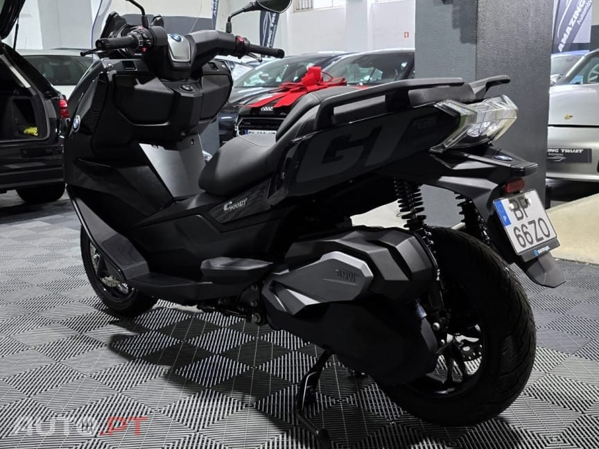 BMW C 400 GT Triple Black
