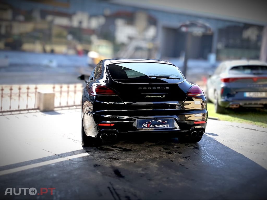 Porsche Panamera S e-Hybrid