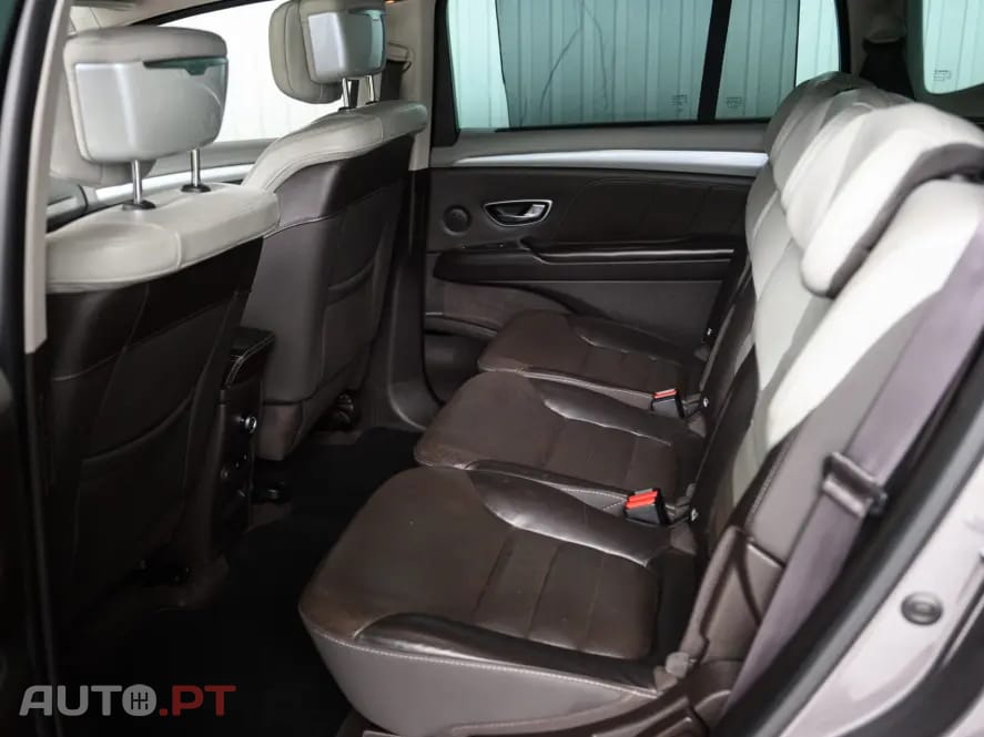 Renault Espace 1.6 dCi Zen EDC