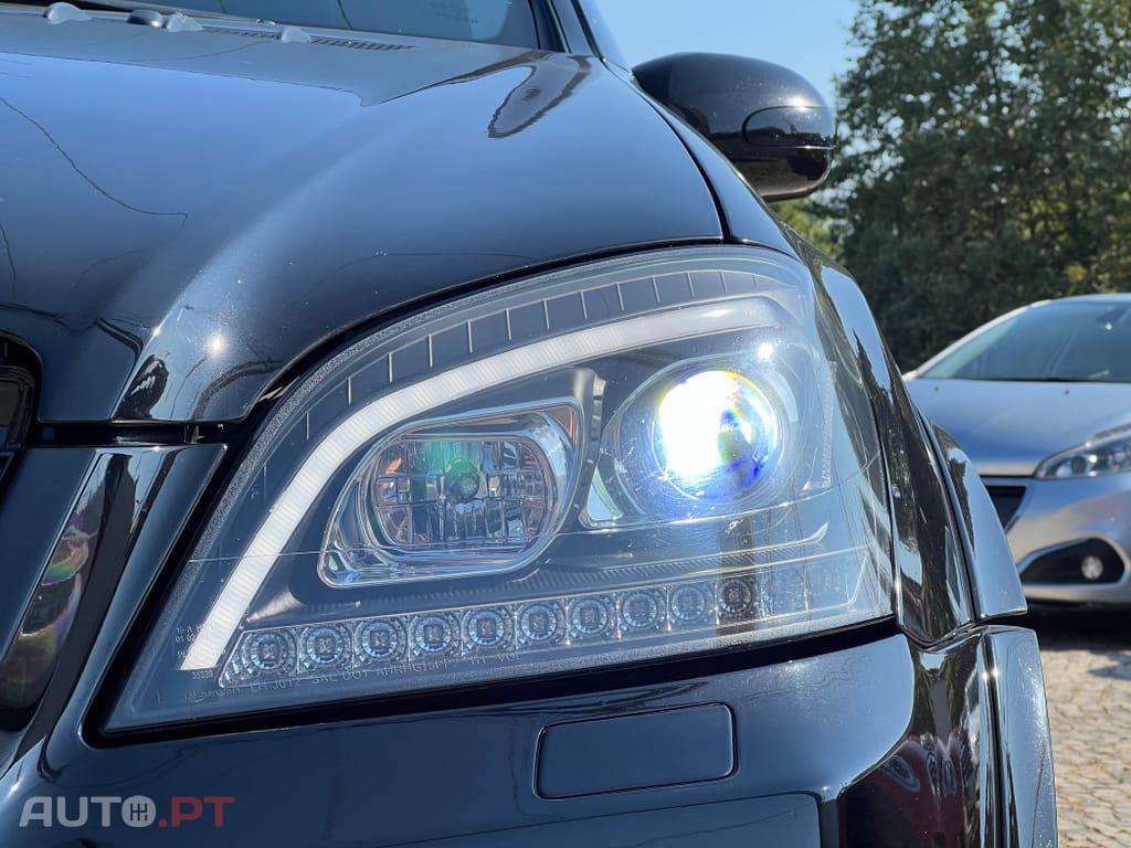 Mercedes-Benz ML 63 AMG Standard