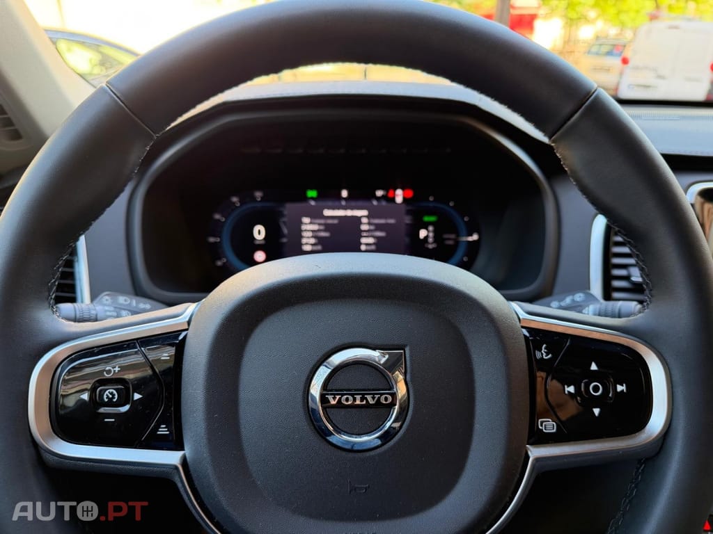 Volvo XC90 2.0 T8 PHEV Ultimate Dark AWD