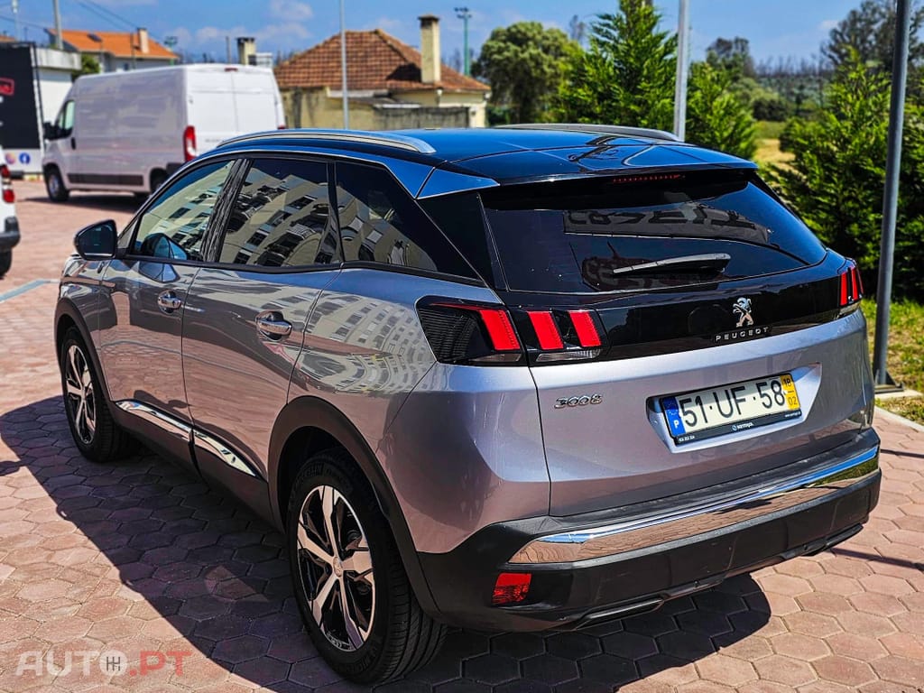 Peugeot 3008 1.5 BlueHDi Crossway
