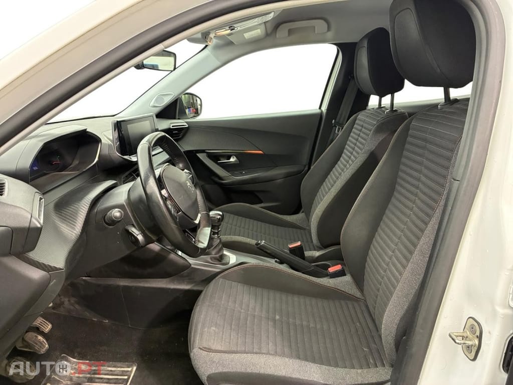 Peugeot 2008 1.5 BlueHDi Active