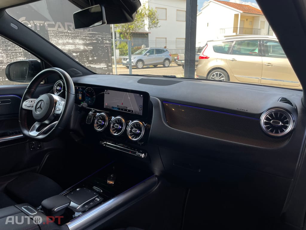 Mercedes-Benz GLA 250 e AMG Line
