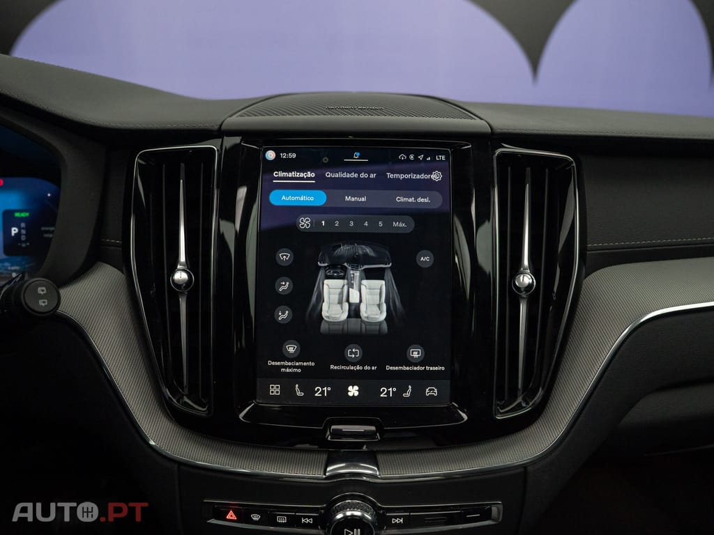 Volvo XC60 2.0 T6 PHEV Ultra Dark AWD