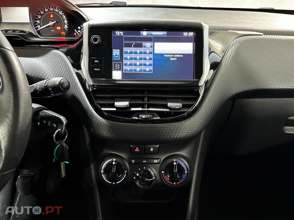 Peugeot 2008 1.2 PureTech Allure