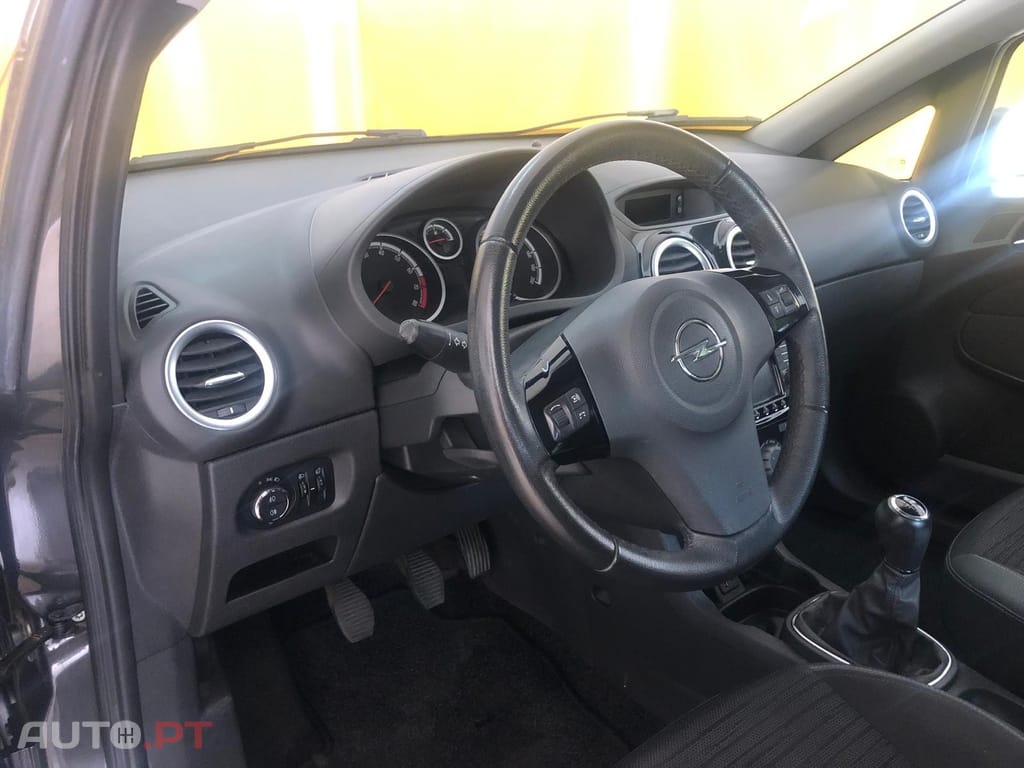Opel Corsa 1.2 Go! S/S