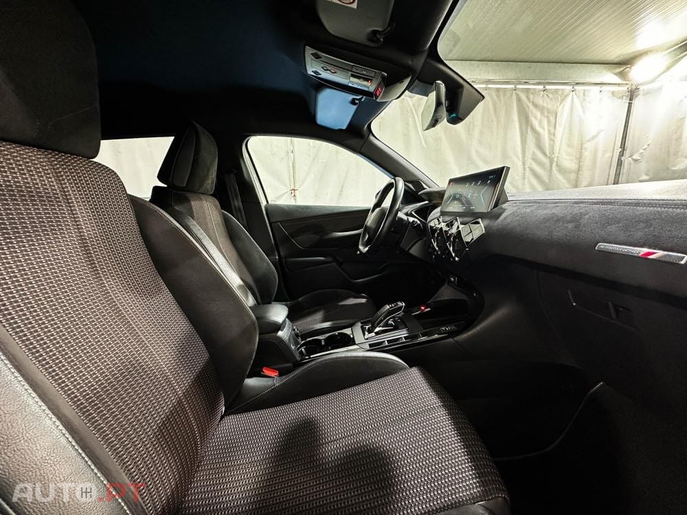 DS DS3 Crossback E-TENSE PERFORMANCE LINE