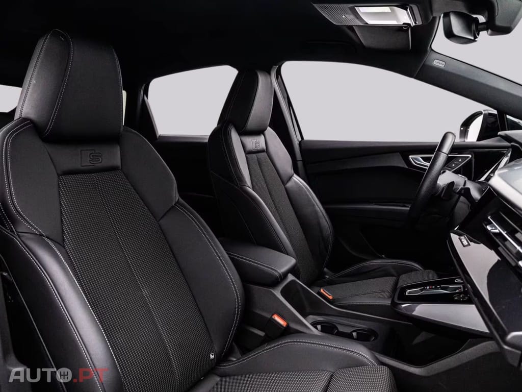 Audi Q4 E-Tron 40 S LINE I.V.A DEDUTIVEL 