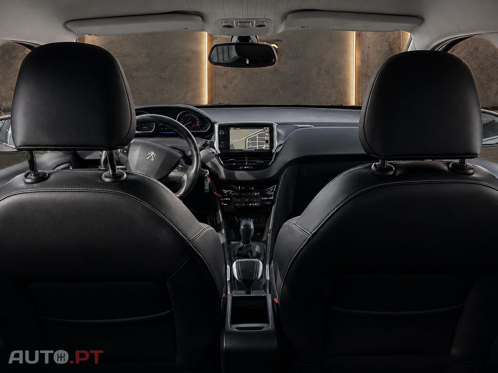 Peugeot 2008 1.2 PureTech Allure