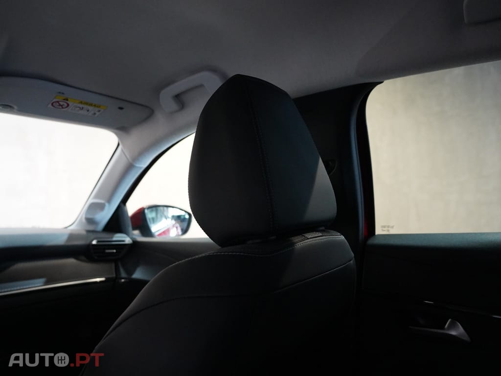 Peugeot E-208 50 kWh Allure