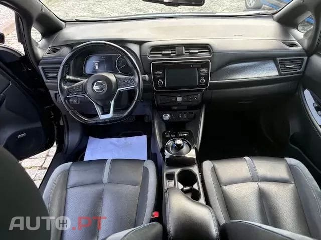 Nissan Leaf Tekna Two Tone+ProPilot Park