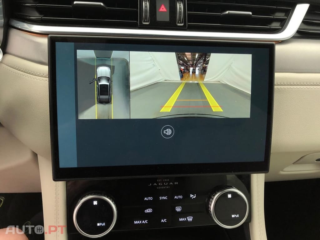 Jaguar F-Pace 2.0 P400e AWD