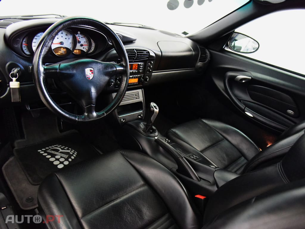 Porsche 996 CARRERA COUPE