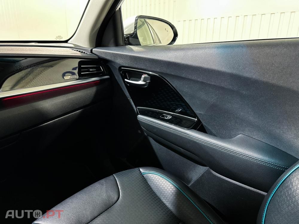 Kia Niro Premium Edition