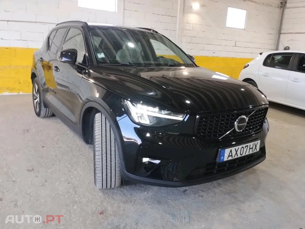 Volvo XC40 1.5 T5 PHEV Plus Dark