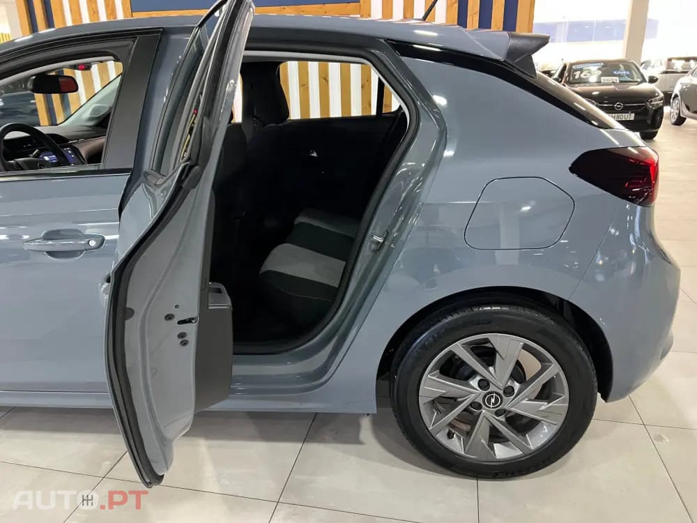 Opel Corsa 1.2 T Edition