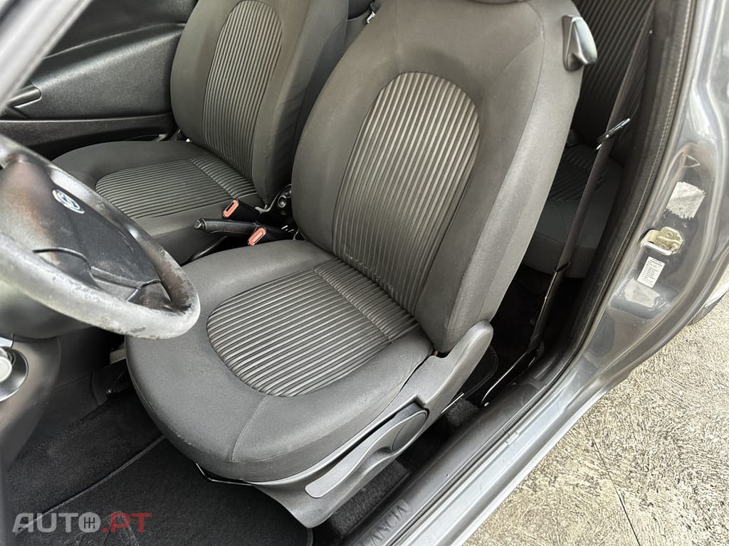Lancia Ypsilon 1.2 Argento