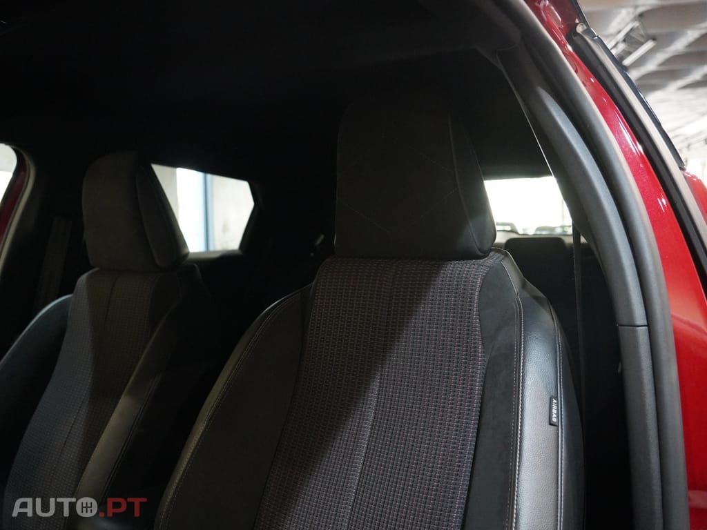 DS DS3 Crossback E-Tense Performance Line