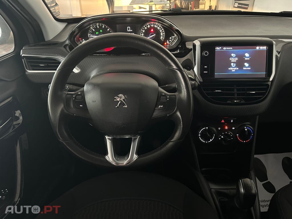 Peugeot 208 1.2 PureTech Style