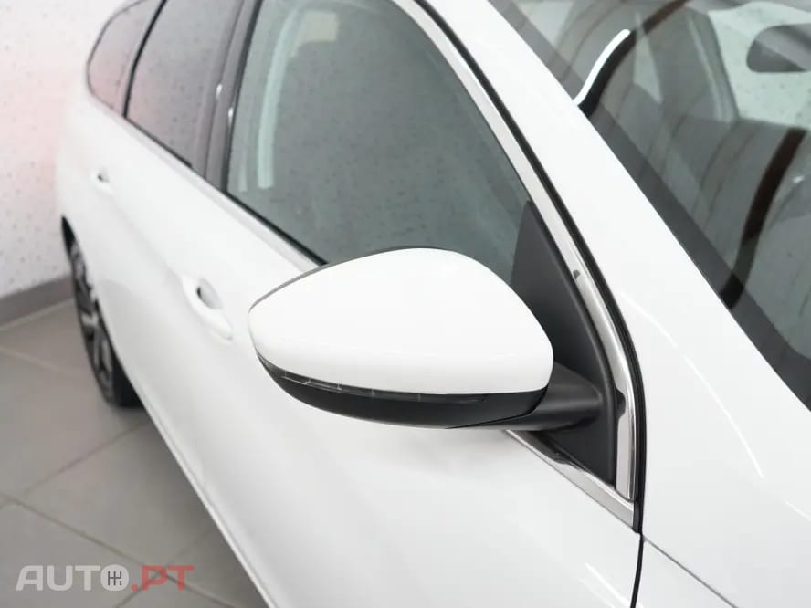 Peugeot 308 SW 1.2 PureTech Allure Pack