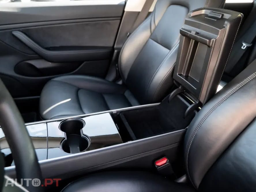Tesla Model 3 Long-Range Dual Motor AWD