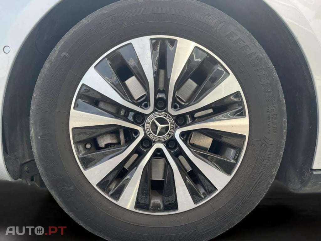 Mercedes-Benz A 200 ADVANCED