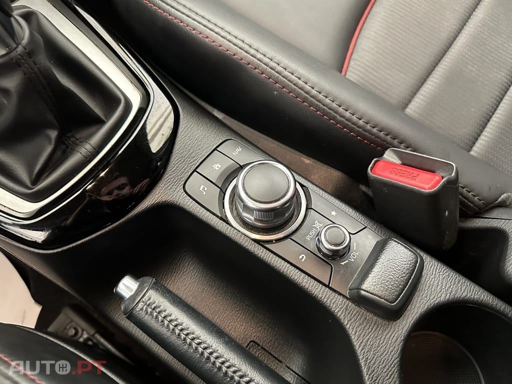 Mazda CX-3 1.5 Sky.Excellence HT Navi