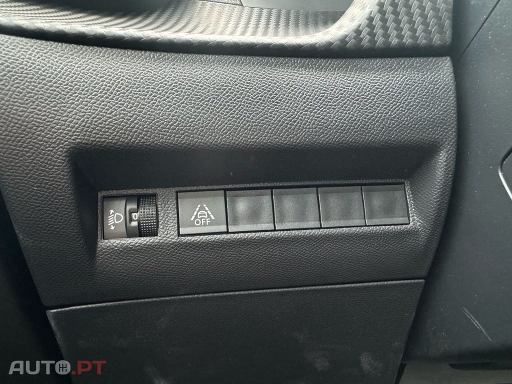 Peugeot 208 PureTech 100 Allure