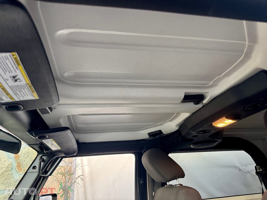 Jeep Wrangler 2.8 CRD MTX Sahara Limited