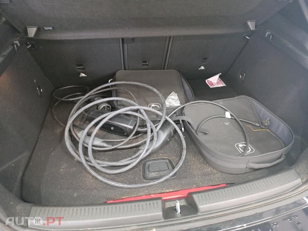 Mercedes-Benz A 250 e