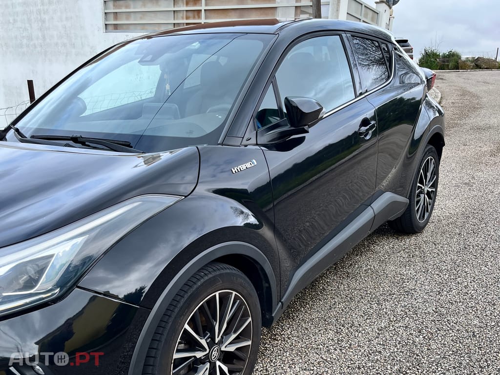 Toyota C-HR 1.8 Hybrid (ZYX10_, ZYX11_)