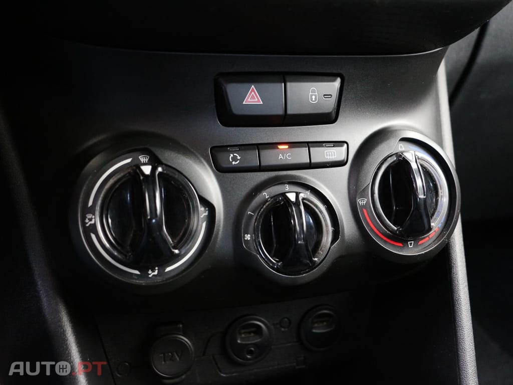 Peugeot 2008 1.6 e-HDi Active